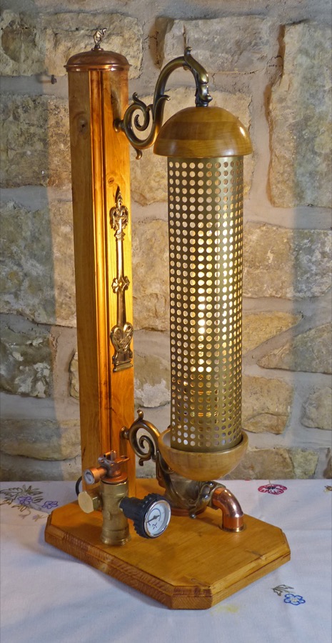 Steampunk Lamp 48_0408_900.jpg